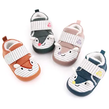 Зимни нови детски обувки; обувки с пух, водене жив топло; обувки за новороденото; обувки за малки момчета; обувки за новороденото; обувки за първите ходунков; обувки за бебешко легло