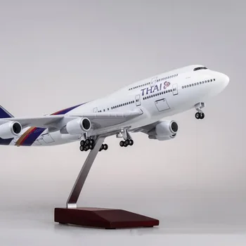 Мащабът На 1/150 A380 Тайланд Thai Airways Molded Под Налягане Модел Самолет Играчка Самолет От Смола Със Светлина И Колела Коллекционный Дисплей